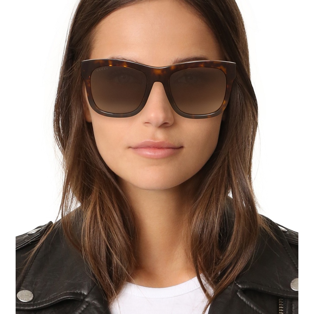 Gucci Women's Brown Square Tiger Sunglasses - Picture 3 of 9
